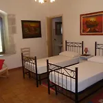 Torre Rocciola Oda ve Kahvaltı 3*