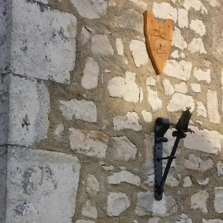 Torre Rocciola לינה וארוחת בוקר מודיקה
