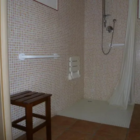 Torre Rocciola Bed & Breakfast 3*