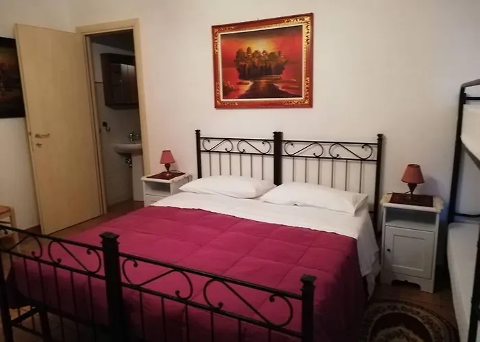 Torre Rocciola Bed and breakfast 3*