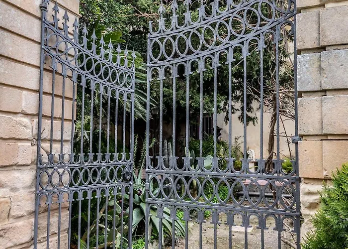 Torre Rocciola Bed and breakfast