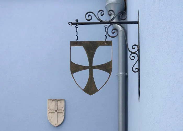 Torre Rocciola Bed and breakfast