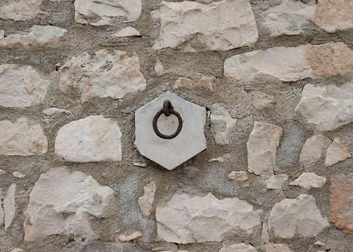 Bed and breakfast Torre Rocciola 3*